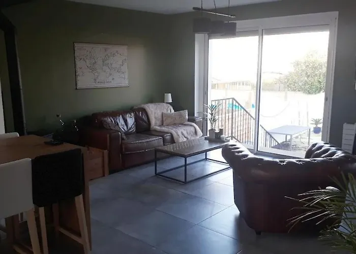 Maison Entiere, Circuit 24h Du Mans Villa *